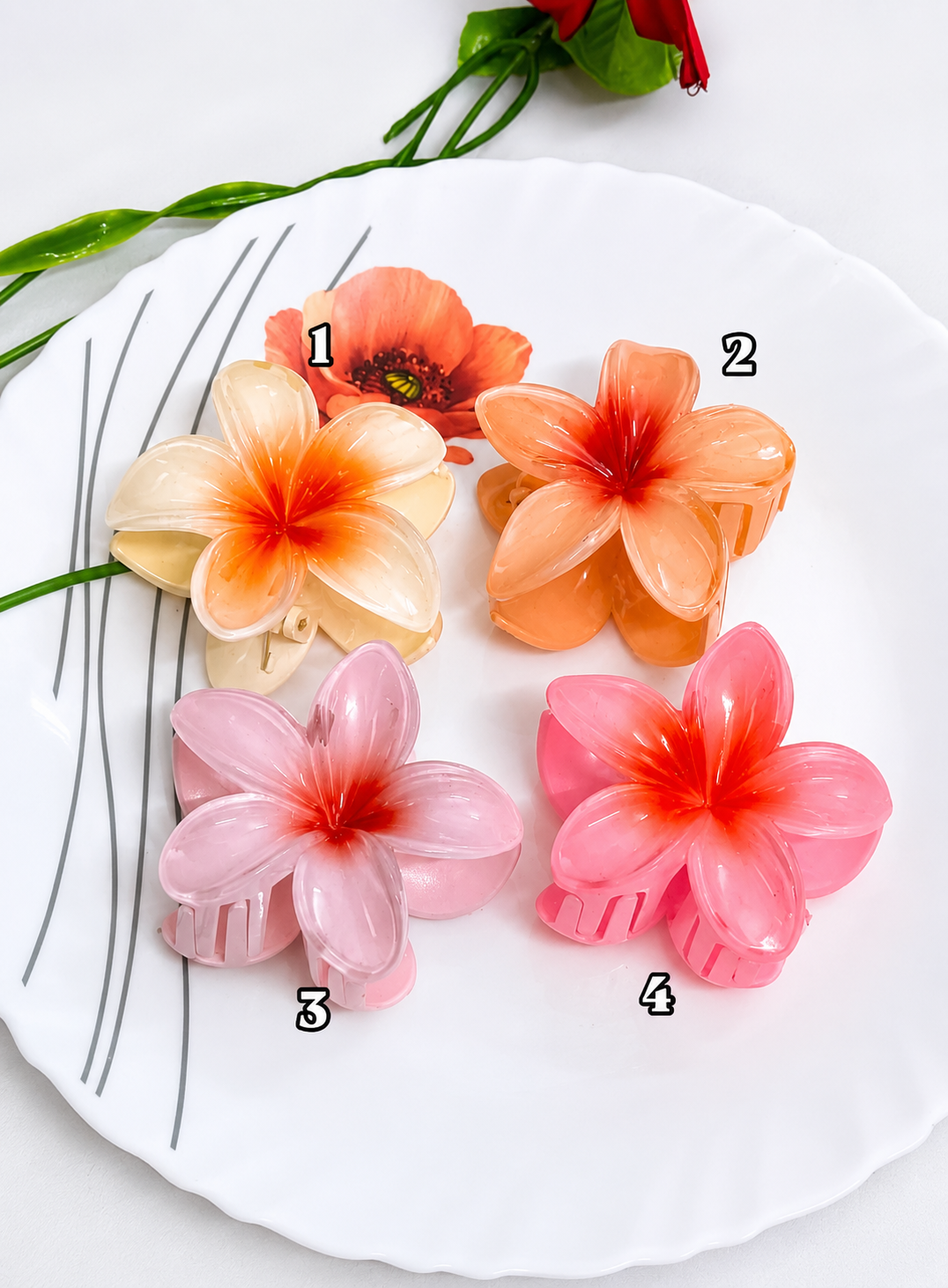 Glassy flower clip