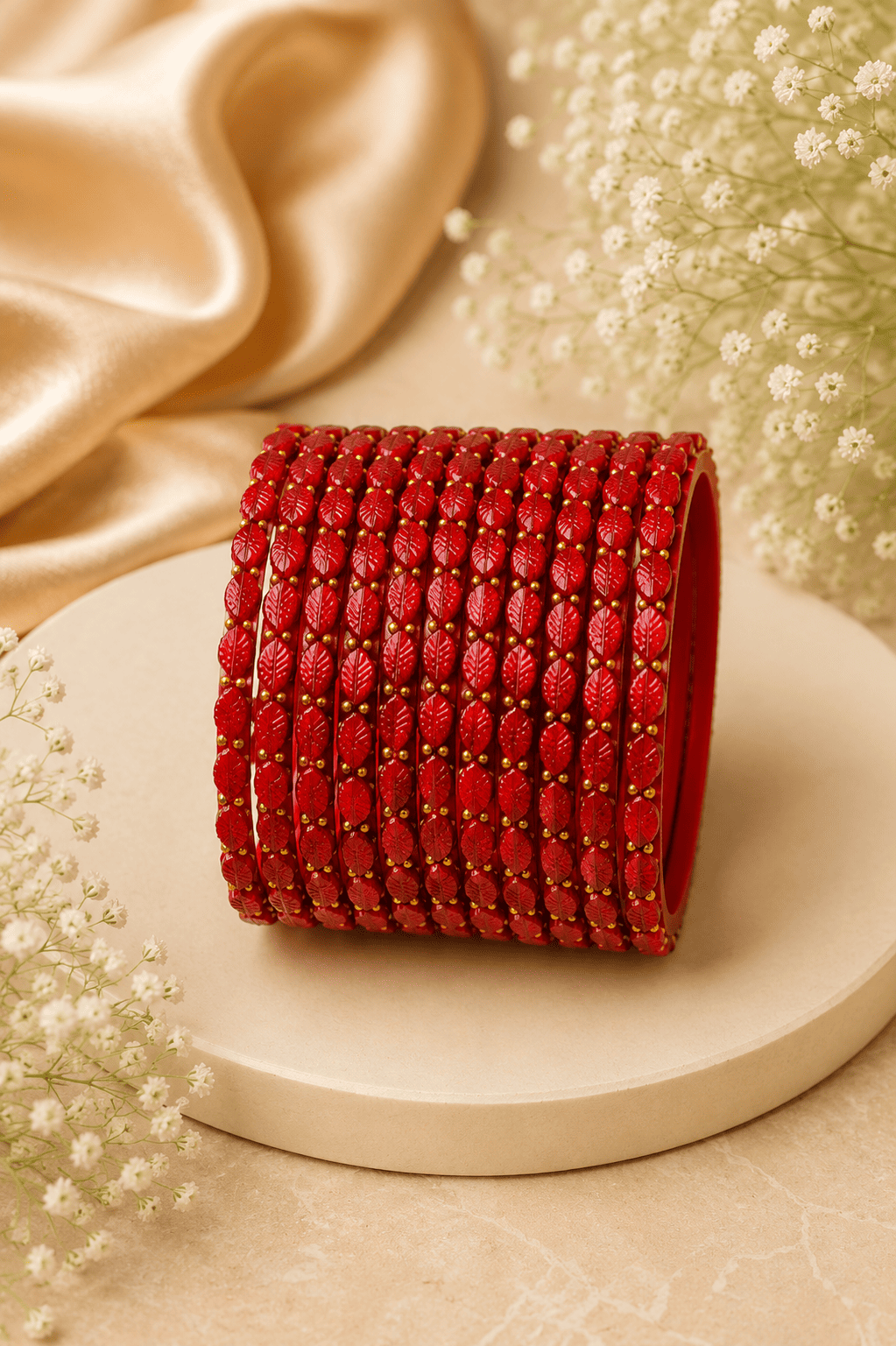 Leaf pattern bangles