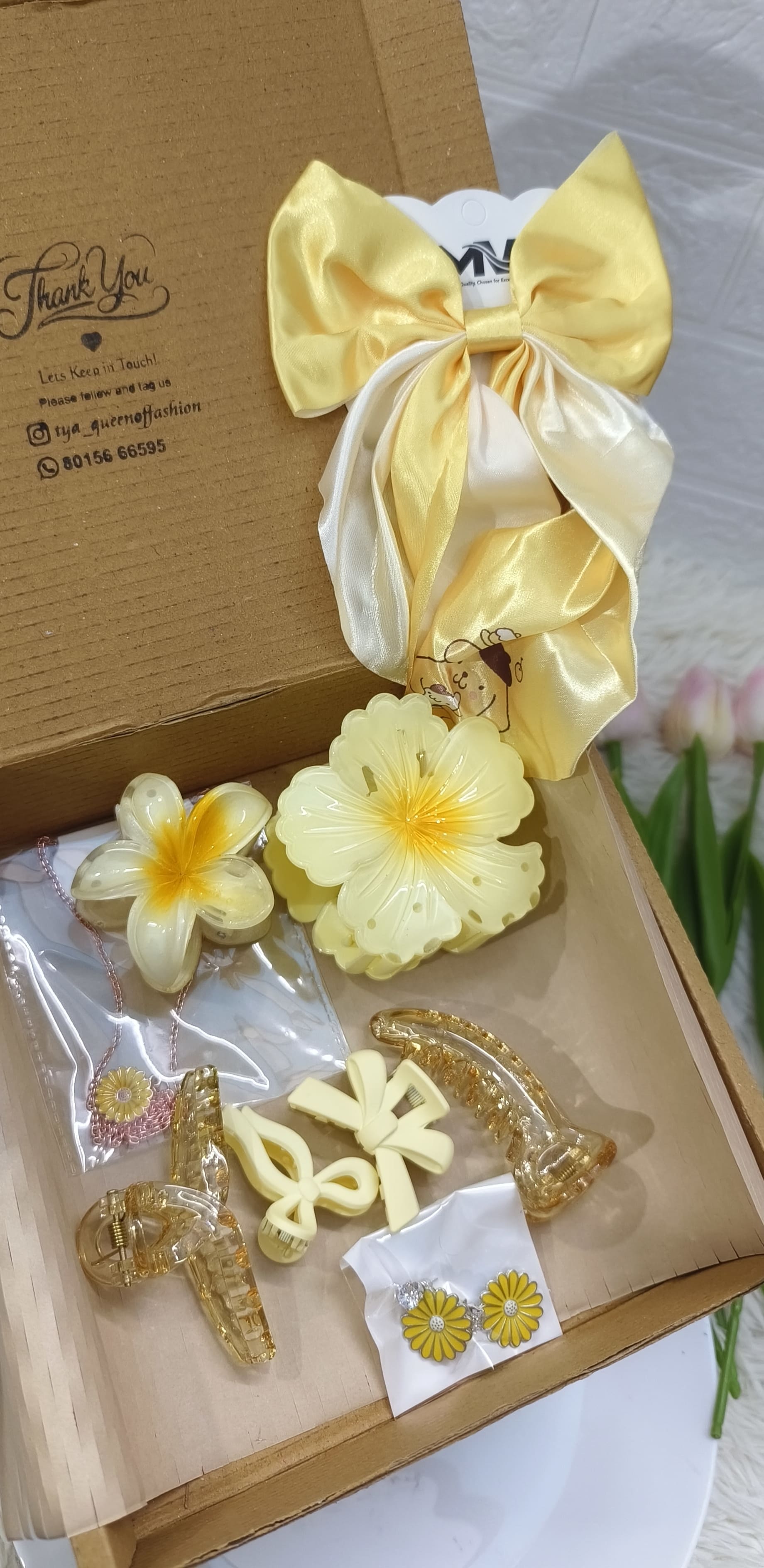 Yellow hamper