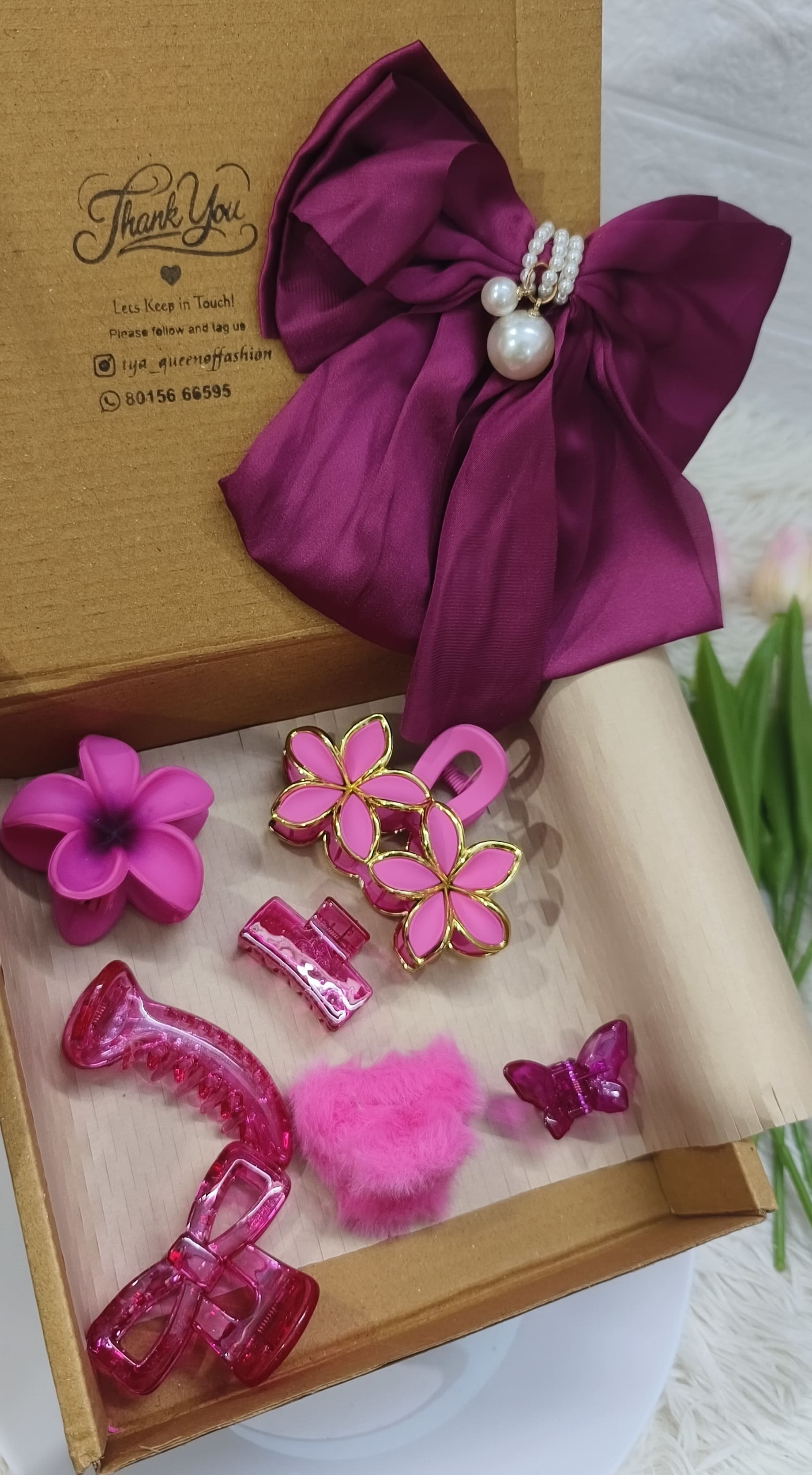 Megenta pink hamper